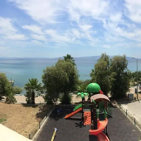 Derin Ev-sevgi Yolunda Denize Sifir Full Manzarali Datça